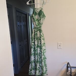 American Eagle Outfitters Green and White Floral Maxi Dress